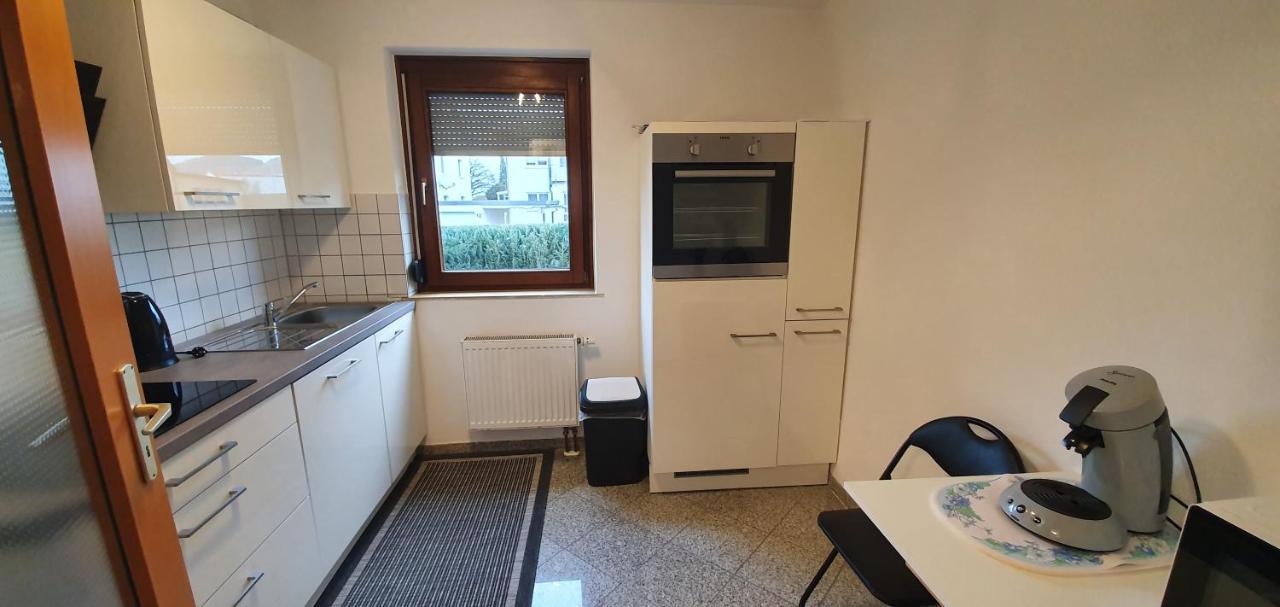 Outletcity Ferienwohnung - Apartment 4 Metzingen  Kültér fotó